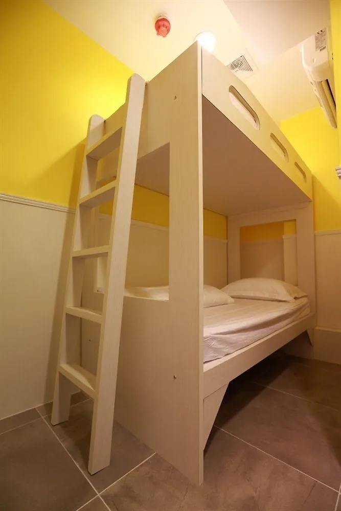 Colorz Hostel هونغ كونغ 0*,  الصين