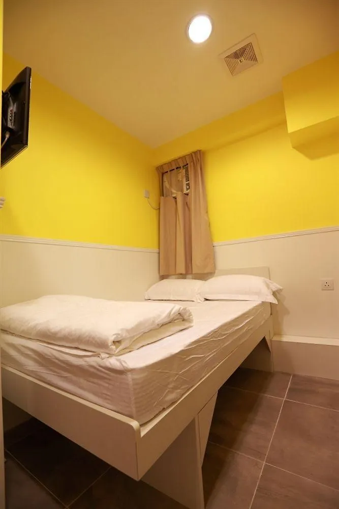 Colorz Hostel هونغ كونغ بيت ضيافة